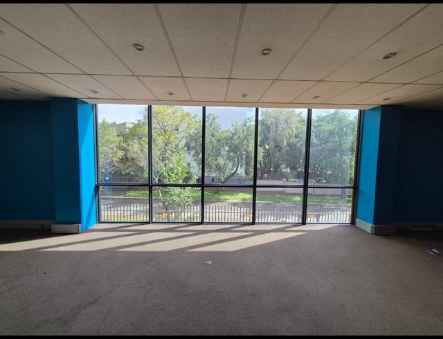 200M² OFFICE TO LET IN SANDTON CENTRAL